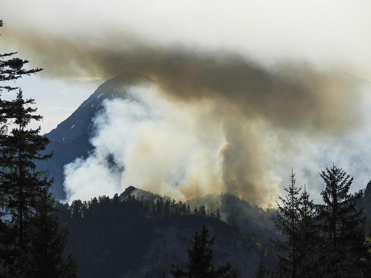 Wildfire at Saurüsselkopf in the Chiemgau Alps